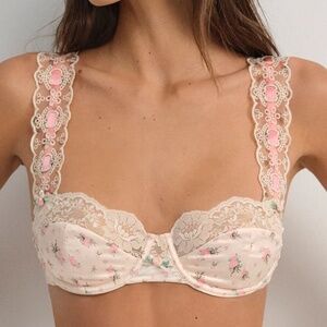 NWT Size S Peaches and Cream Underwire Bra